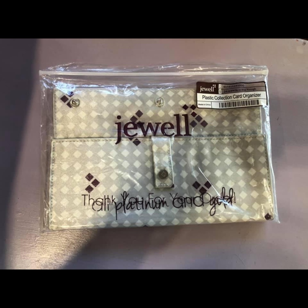 Jewel snap ins